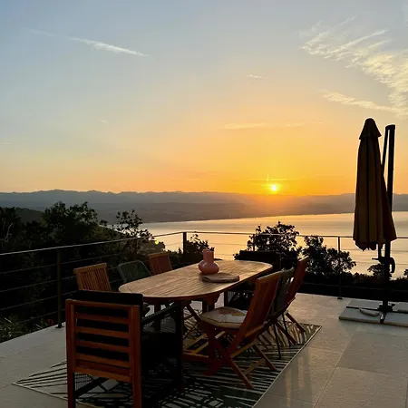 Lula, Pool, Sauna, 6 Personen, 3 Baeder Vila *