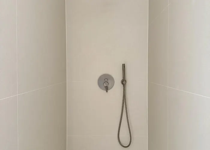 Lula, Pool, Sauna, 6 Personen, 3 Baeder *