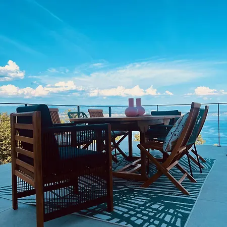 Lula, Pool, Sauna, 6 Personen, 3 Baeder Villa *